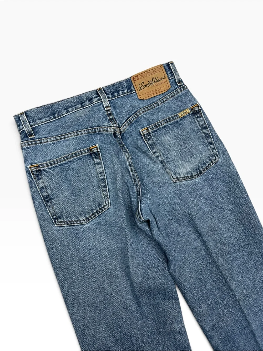 Vintage Levi Strauss Signature Relaxed Fit Jeans Light Wash 100% Cotton 30x30